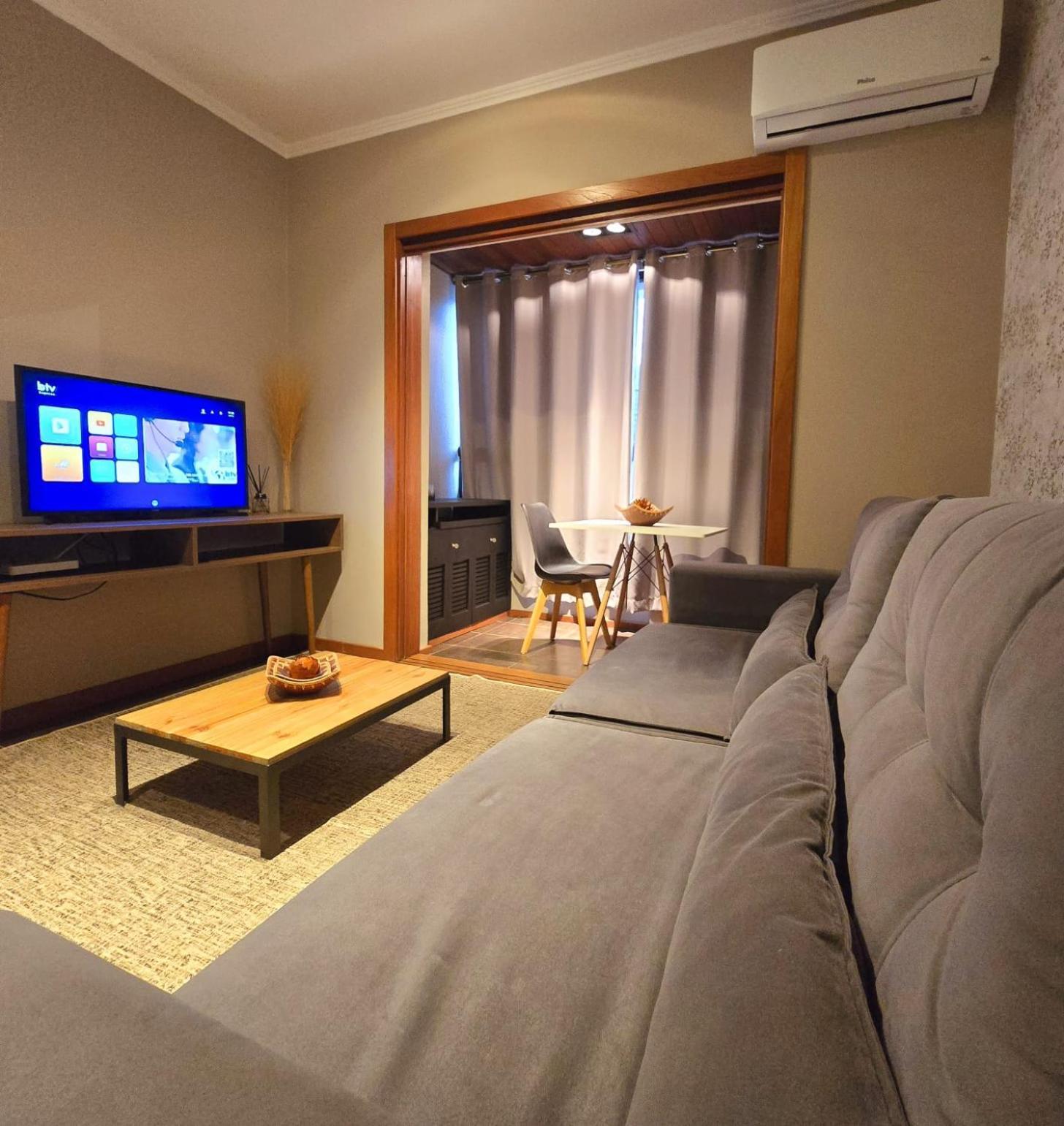 Borges Apartment